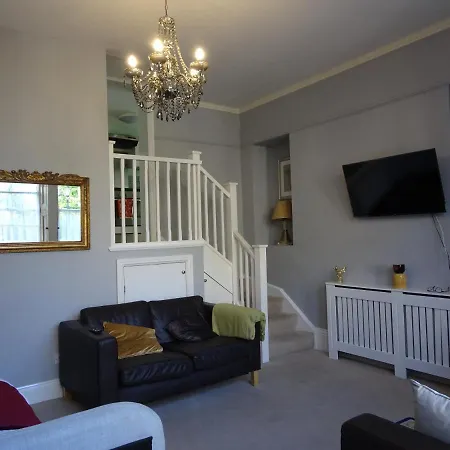 Abbotts Mews Centre